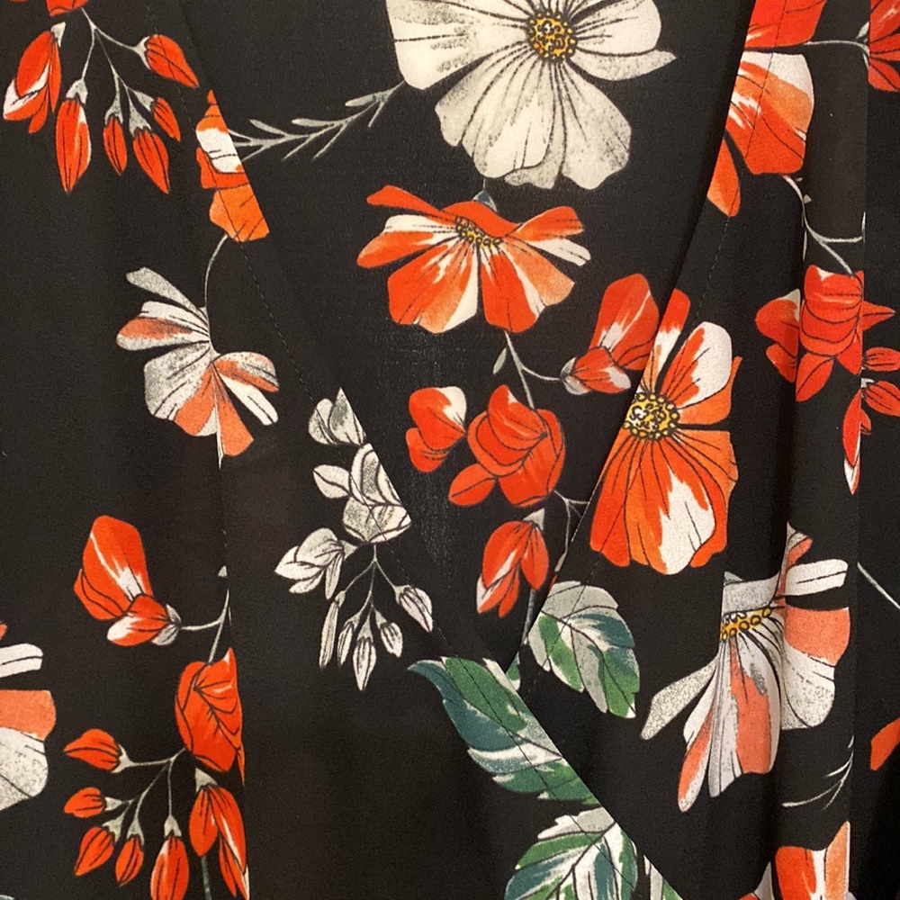 Express Blouse - Picture 6 of 12